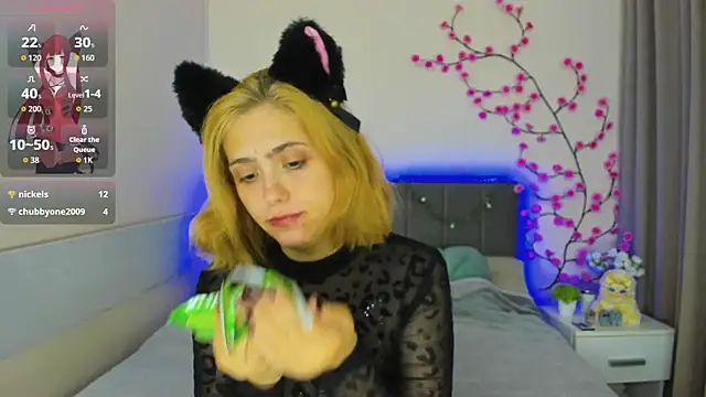 DellaRows webcam