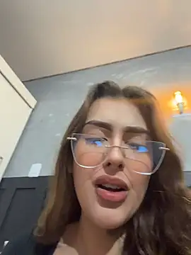 miiabellovic webcam