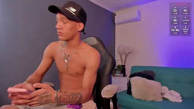 NoahBull19 live sex cam