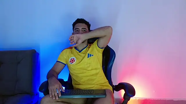 caius_bigcock1 webcam