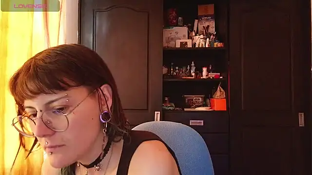 Rossiee_huntt webcam