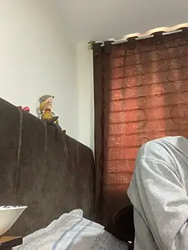 _valentinoooo webcam
