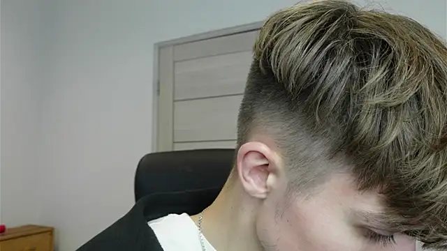 Damien_Dallas webcam