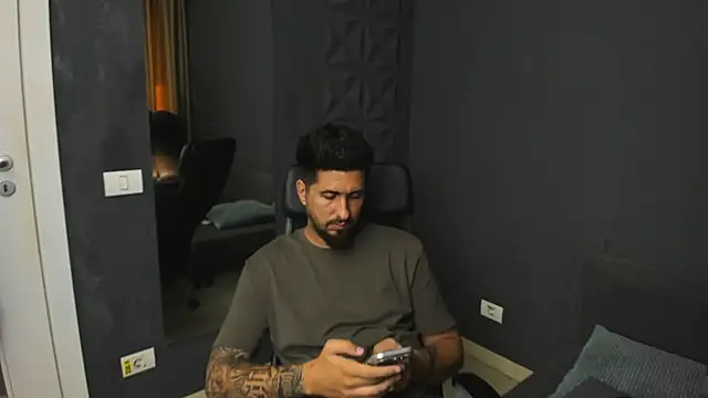 LoganStroud webcam