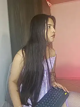 elenna_salvatoree webcam