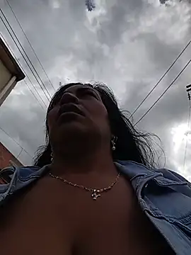 shailademons- webcam