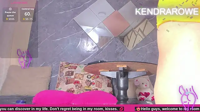 KendraRowe webcam