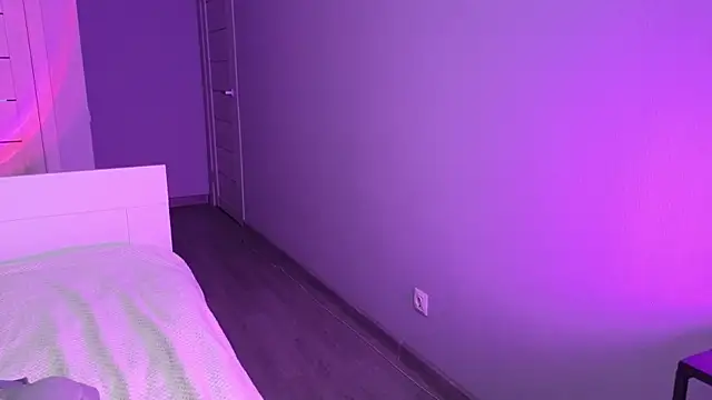BellaGotze webcam