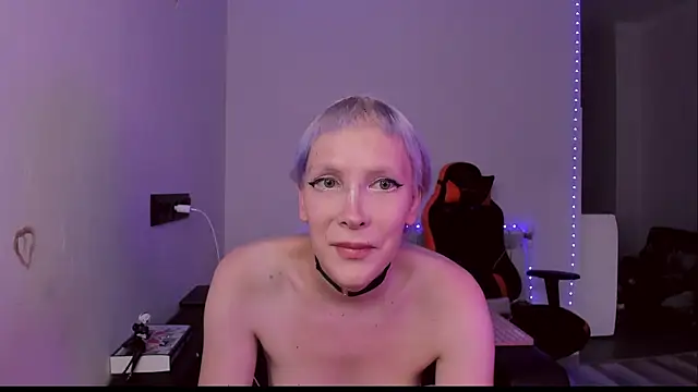 Lyricca webcam