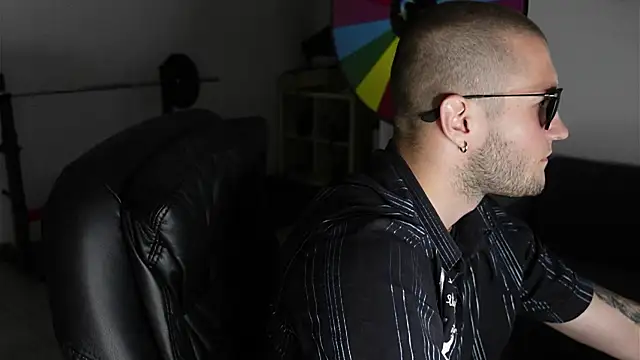 Igor_Wilde webcam