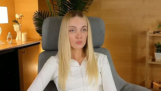 MarietteSolina webcam