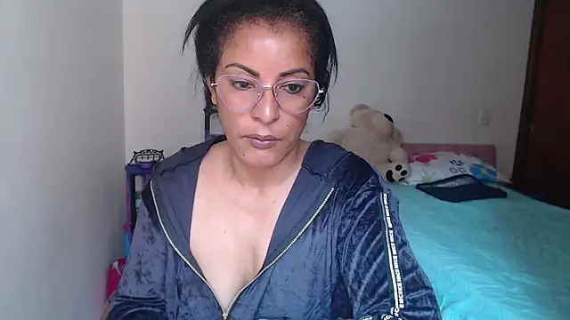 kateleyagrey webcam