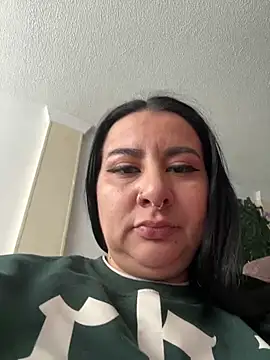 Abril_Luv webcam