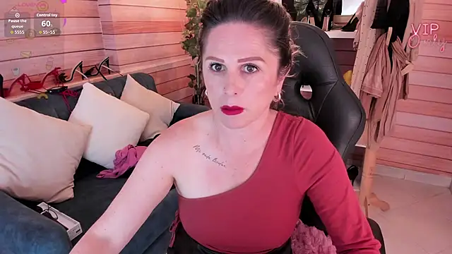 Victoria_collins_1 webcam