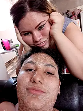 Sara_y_Amy webcam
