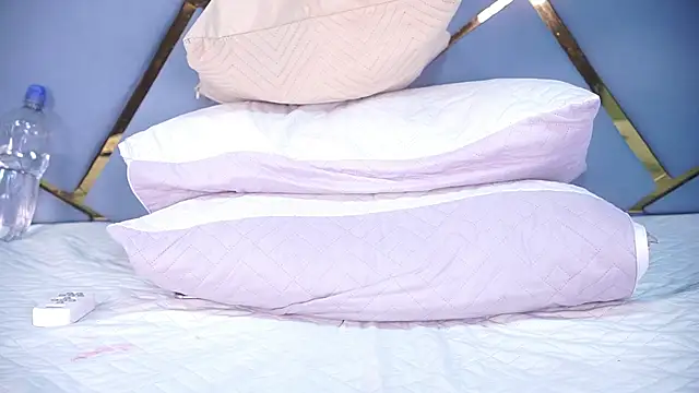 marcela_rojas webcam