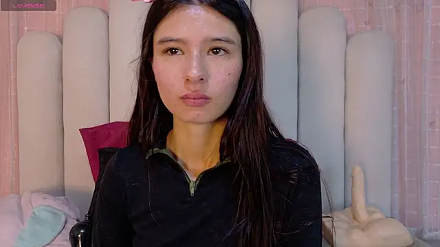 SweetRenata_ webcam