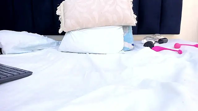 mayaevansmg webcam