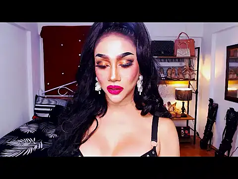 SeductiveJulia webcam