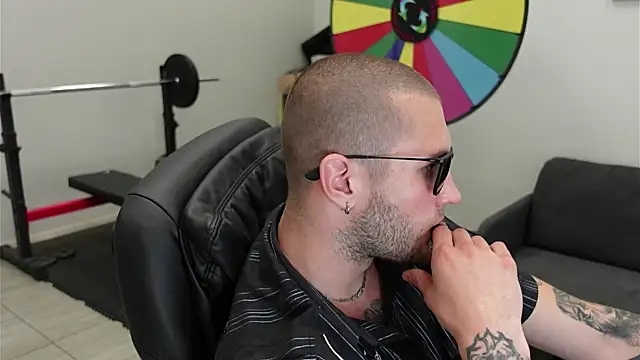 Igor_Wilde webcam