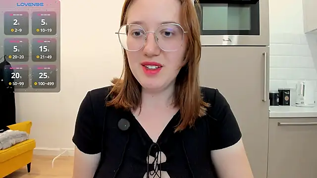 Charmy_Gracy webcam