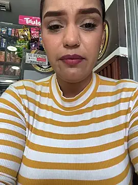 Sara-77 webcam