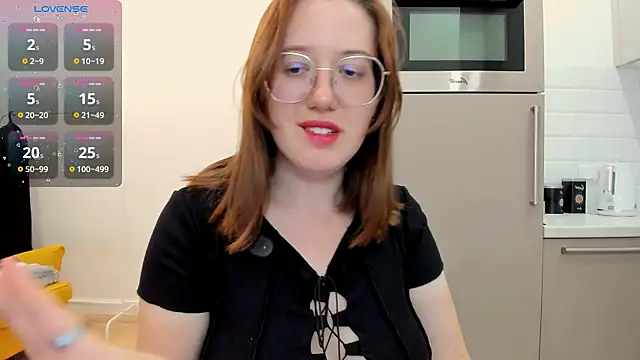 Charmy_Gracy webcam