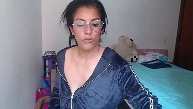 kateleyagrey live cam