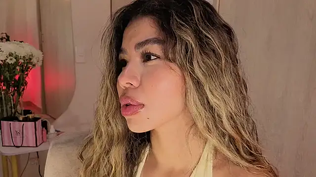 melina_ferrer1 - Melina_Ferrer1's free webcam - UK Sex Cams