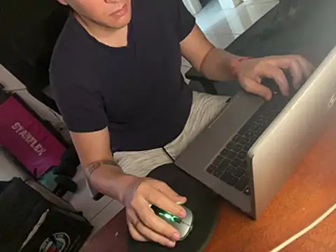 jeff_pepper - Jeff_pepper's free webcam - UK Sex Cams