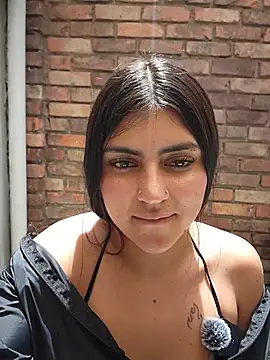 MishRaven webcam