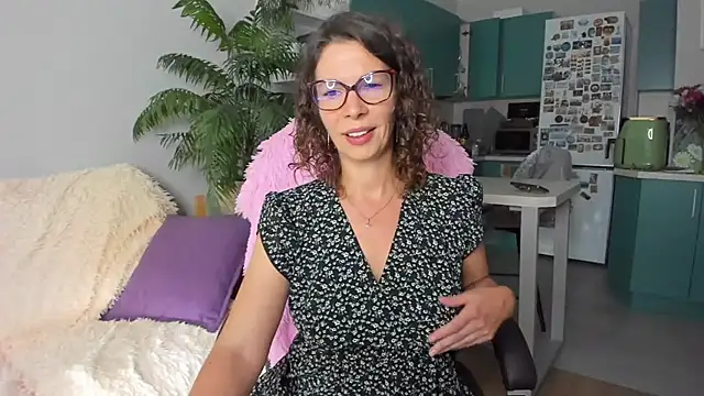 ChristinaGlory webcam
