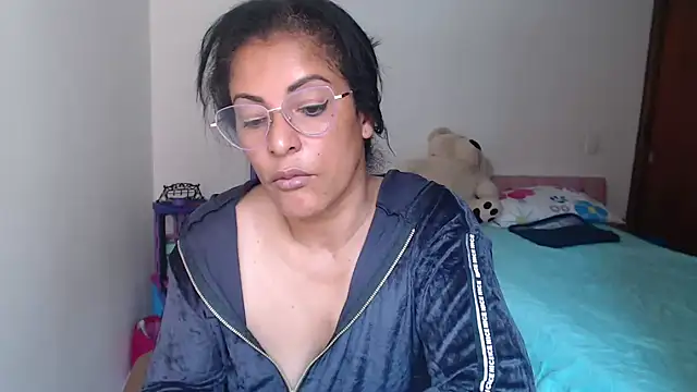 kateleyagrey webcam