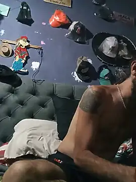 hairy_mannn live sex cam