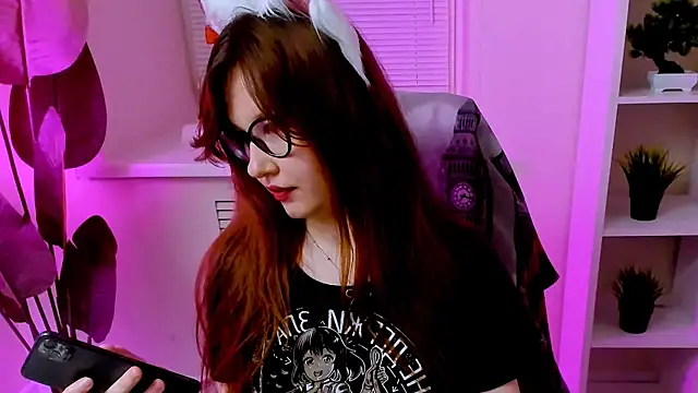 CarolGiggly webcam