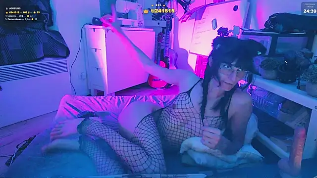 CeriseLapine webcam