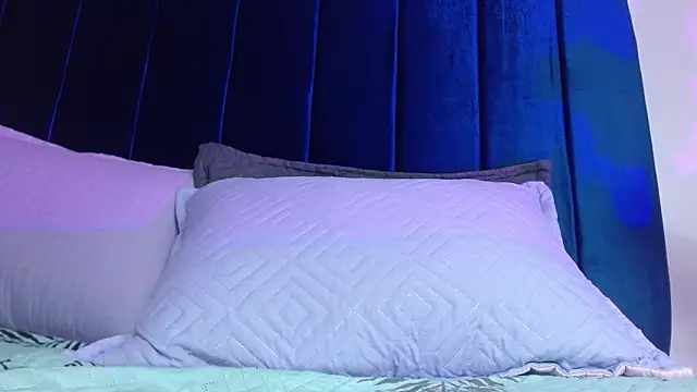 valeri_sotoo webcam