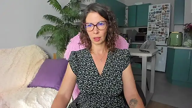 ChristinaGlory webcam