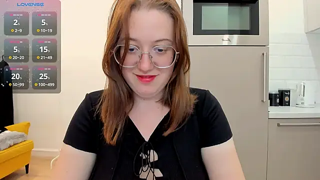 Charmy_Gracy webcam