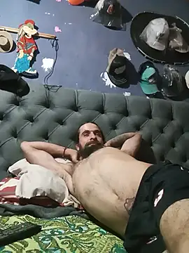 hairy_mannn webcam