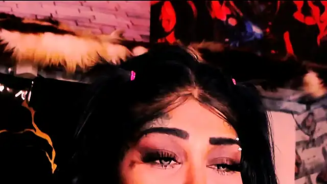 indian_dreamgirl webcam