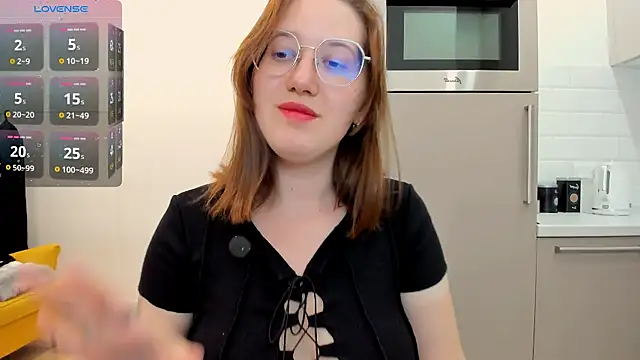 Charmy_Gracy webcam