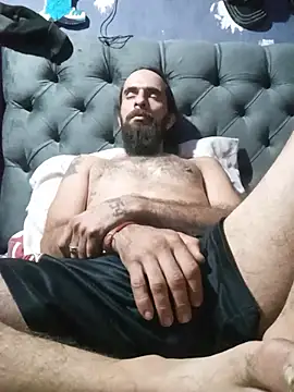 hairy_mannn webcam