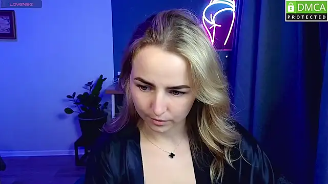 Mira_Mermayd webcam