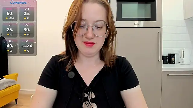 Charmy_Gracy webcam