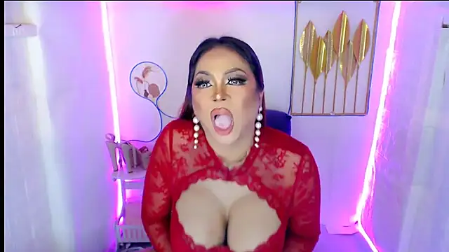 WildSelfsuckerAmanda webcam