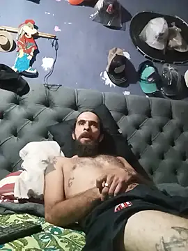 hairy_mannn webcam
