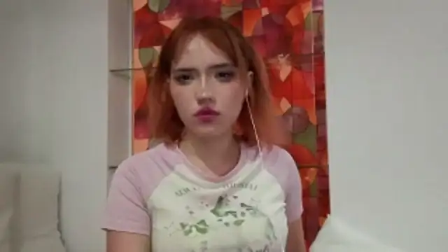 sophie_sophie (F teen) - Massage shoulders