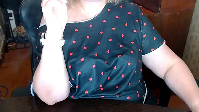 AlisaHot55 webcam