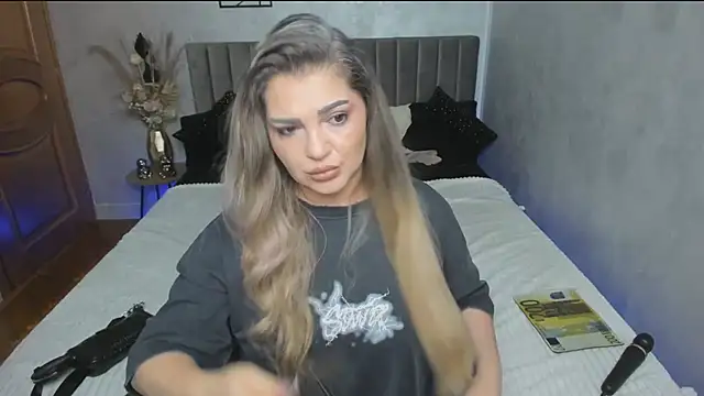 boobies4fun live cam on StripChat